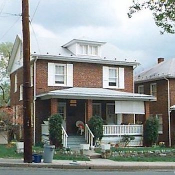 720 S.Kent St Patsy Cline
