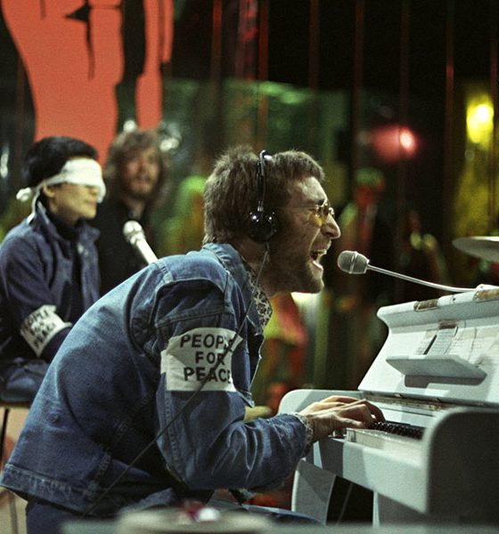 John Lennon on Top Of The Pops