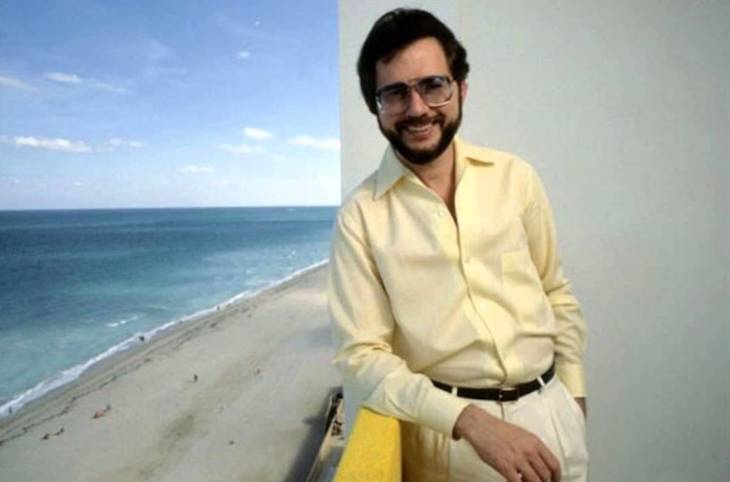 Rupert Holmes Escapes To No. 1 - uDiscover Rupert Holmes