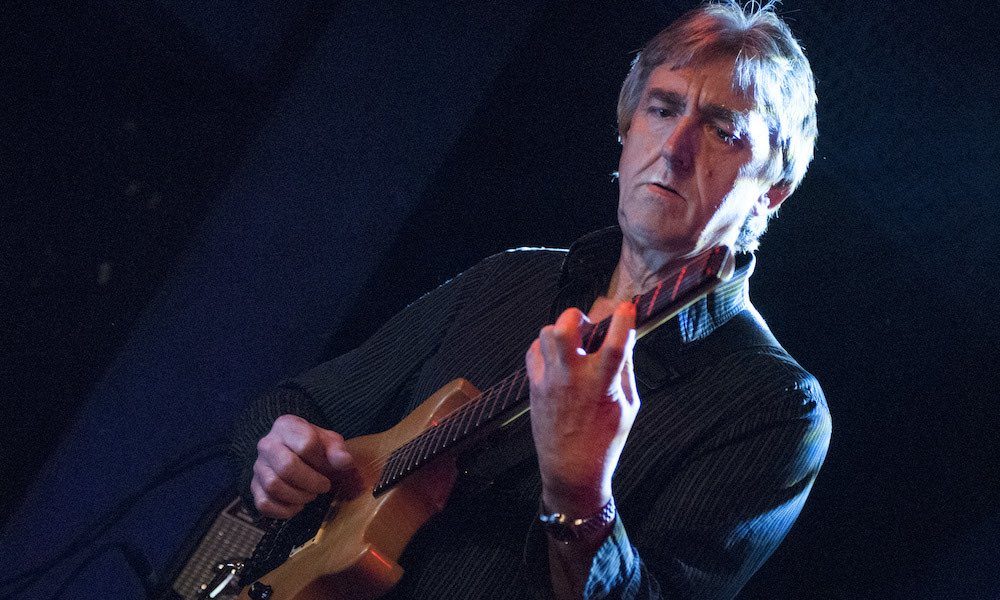 Allan Holdsworth - Photo: Jordi Vidal/Redferns