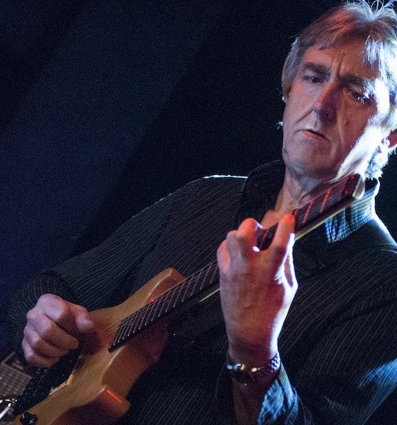 Allan Holdsworth - Photo: Jordi Vidal/Redferns