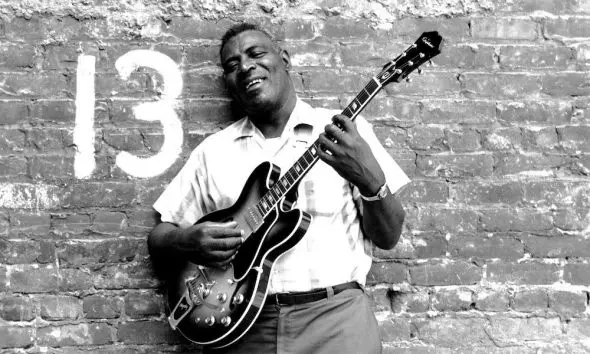 Chicago blues artist Howlin' Wolf