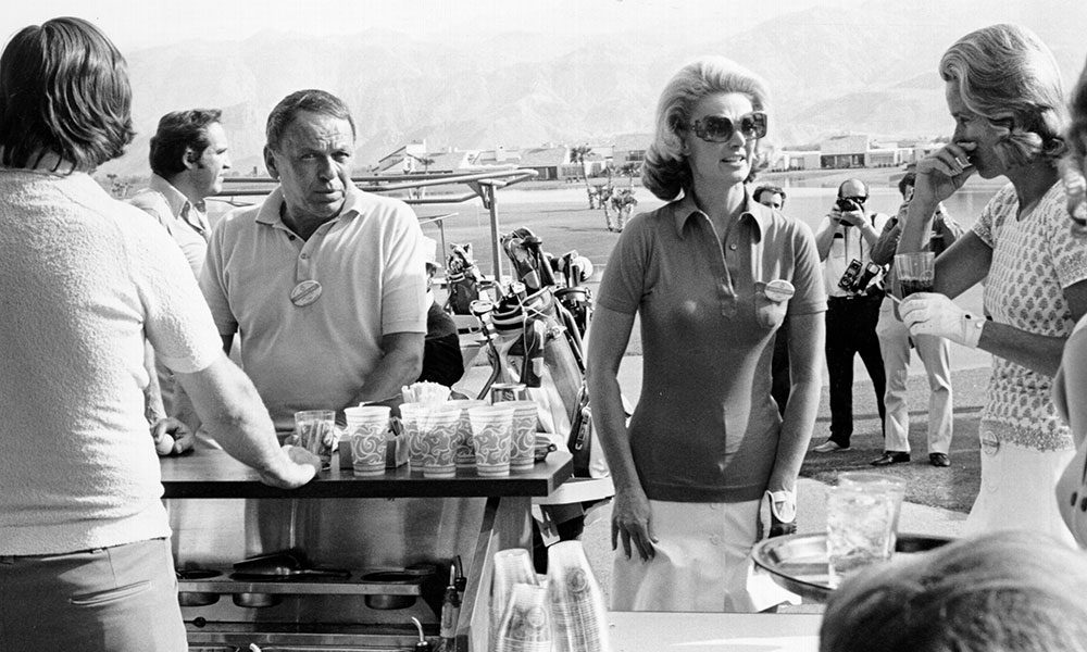 Frank And Barbara Sinatra photo by Michael Ochs Archives/Getty Images