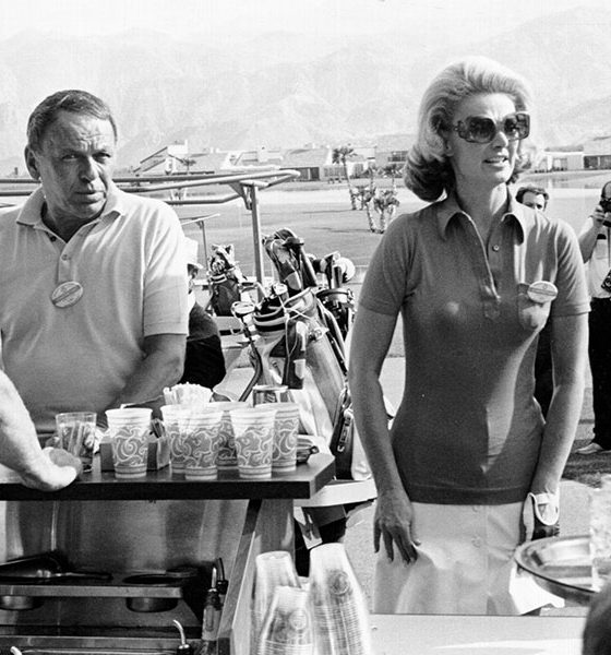 Frank And Barbara Sinatra photo by Michael Ochs Archives/Getty Images
