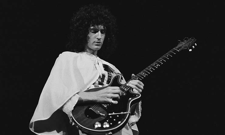 Queen A Night At The Odeon Press Image 7 web optimised 740