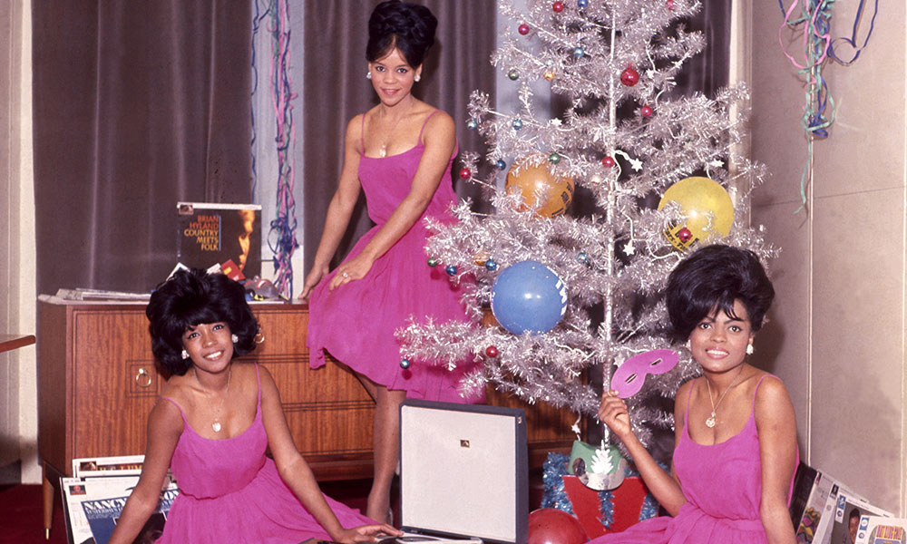 Best Motown Christmas Songs An Essential Seasonal Playlist Udiscover