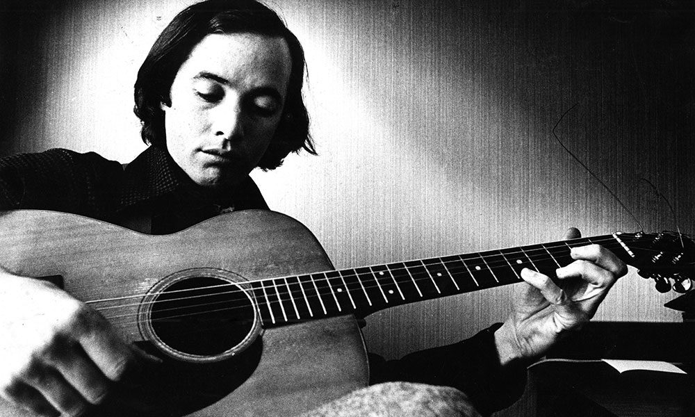 Ry Cooder photo by Gijsbert Hanekroot and Redferns