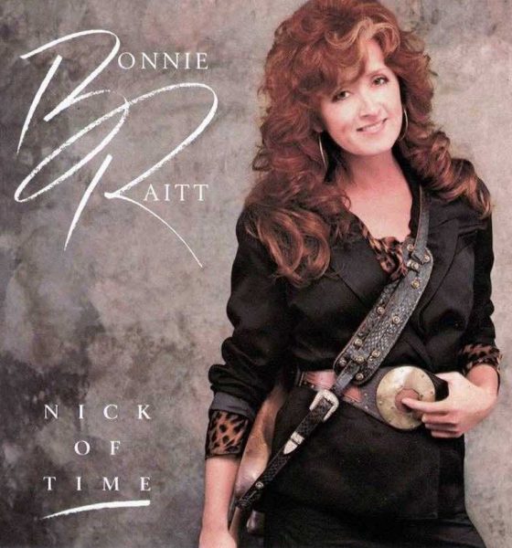 Bonnie Raitt 'Nick Of Time' artwork - Courtesy: UMG
