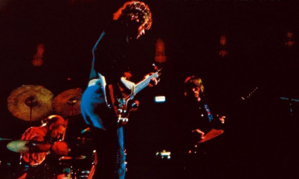 'Live Cream' artwork - Courtesy: UMG