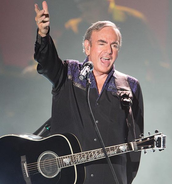 Neil Diamond Hot August Night III - CREDIT Ari Michelson (Greek Theater Los Angeles, 11 August 2012)