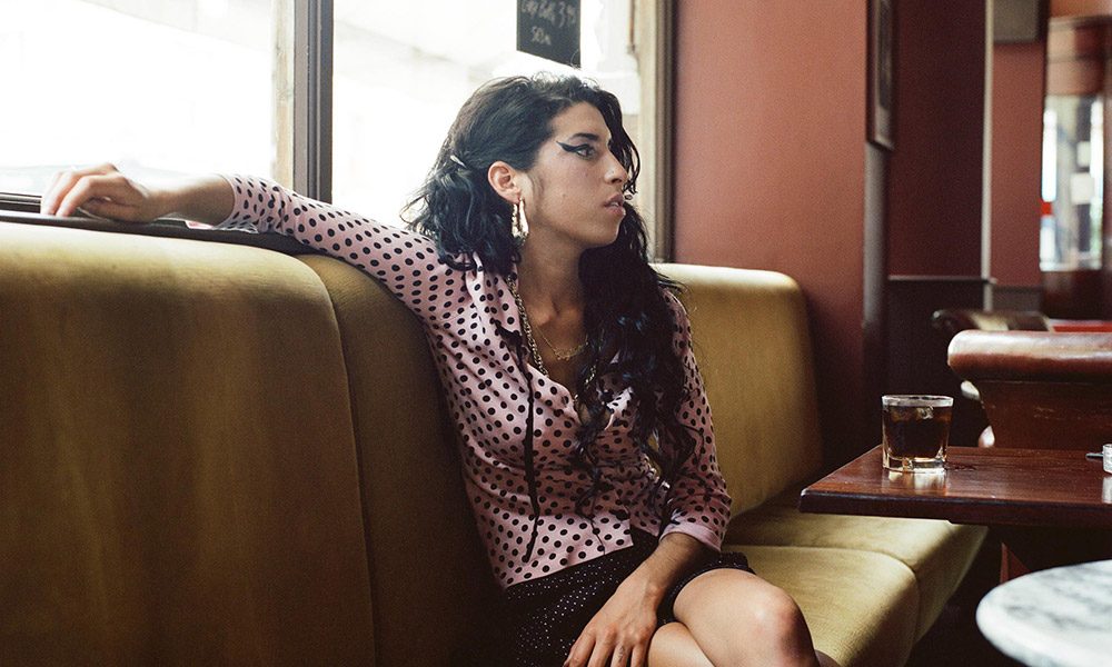 Amy Winehouse credit Mischa Richter