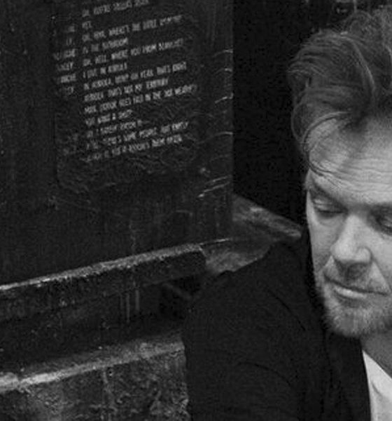 Video John Mellencamp Eyes Prize