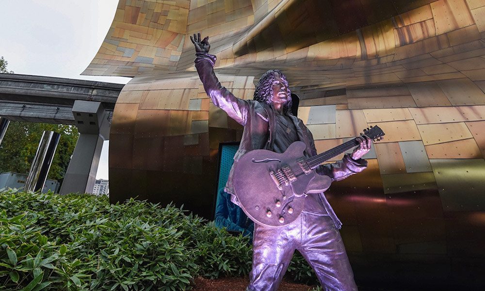 Chris Cornell Statue