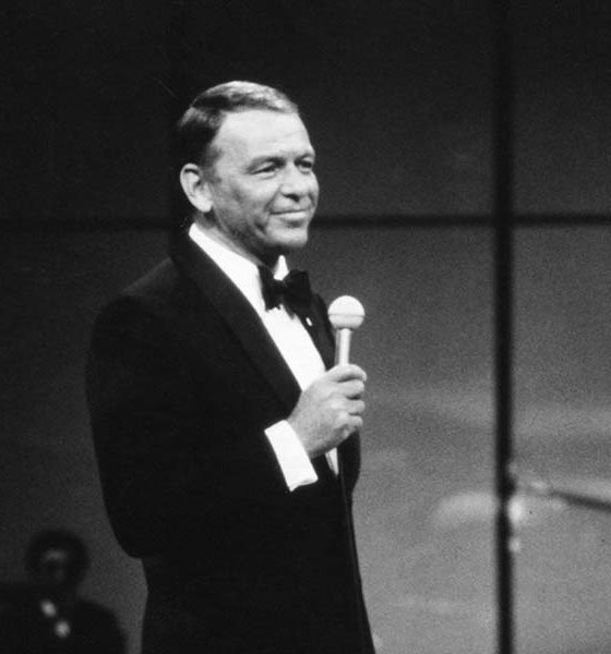 Frank Sinatra Collection TV69 No 4 COPYRIGHT Frank Sinatra Enterprises 1000