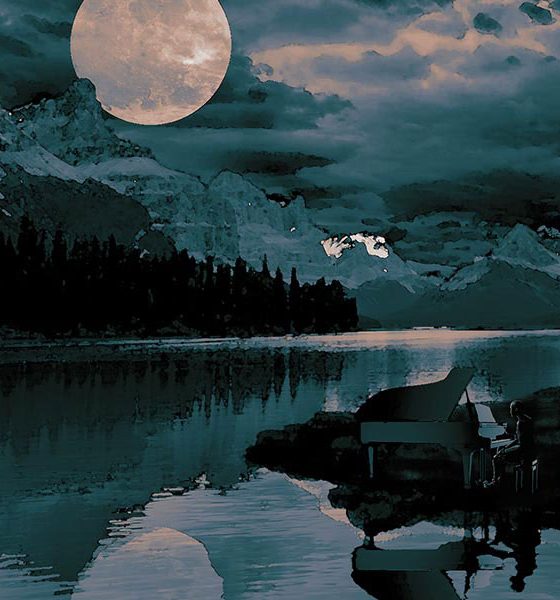 Debussy Clair De Lune - piano in moonlight image