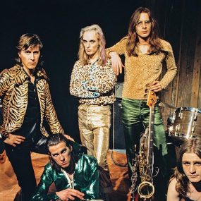 uDiscover Music image background