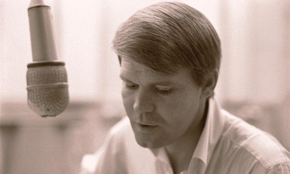 Glen Campbell - Photo: Capitol Records Archives