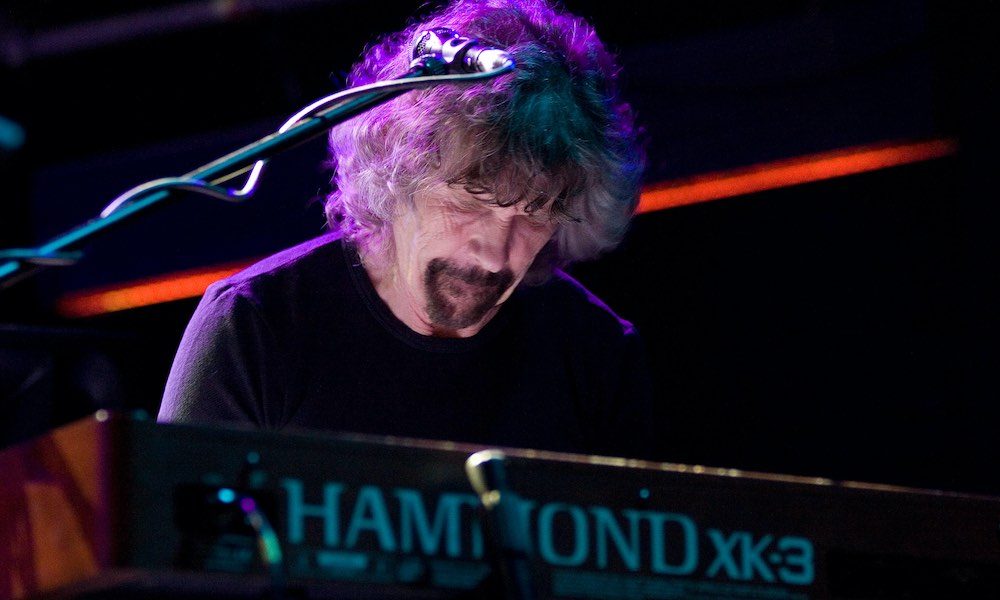 Rod Argent of the Zombies plays a Hammond organ in concert in 2007. Photo: Yani Yordanova/Redferns