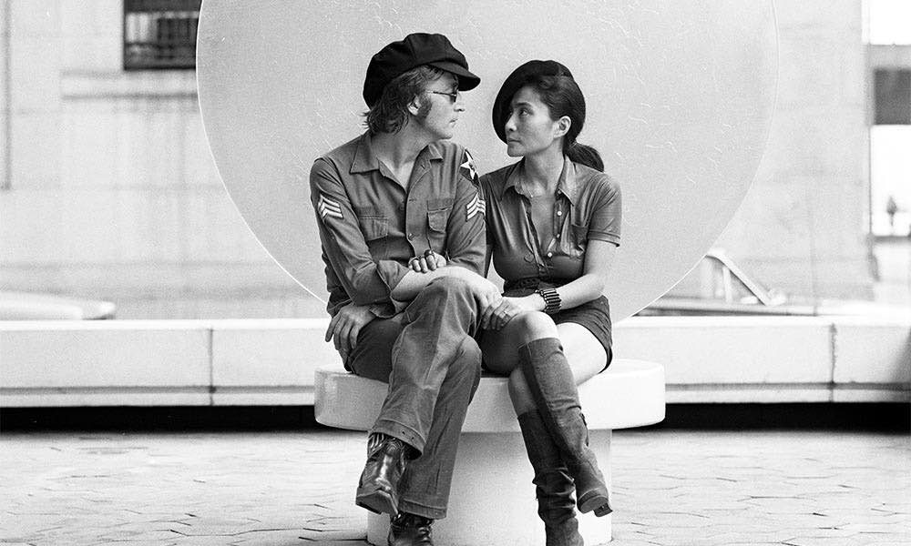 John & Yoko photo credit Iain Macmillan