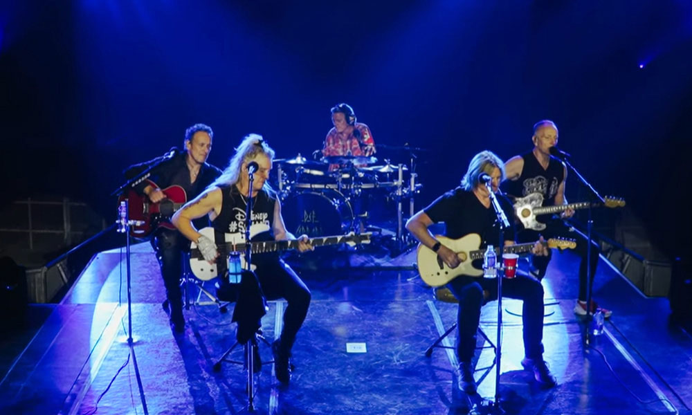 Watch Def Leppard's Behind Scenes Video From Las Vegas Residency