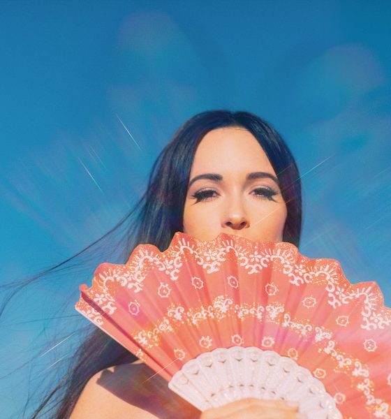 Kacey_Musgraves_Golden_Hour_Cover_Image-(Kelly-Sutton)
