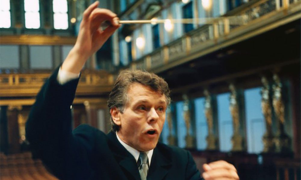 Photo of conductor Mariss Jansons