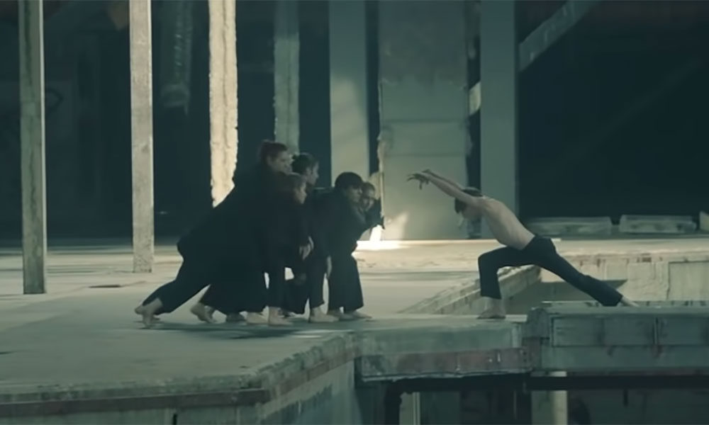 Gangster emne Fantasi Watch The New Art Film Video For BTS Black Swan