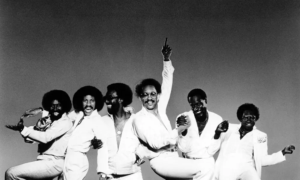 uDiscover Music image background