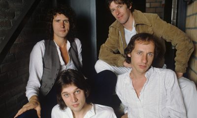 Dire Straits Artist Page