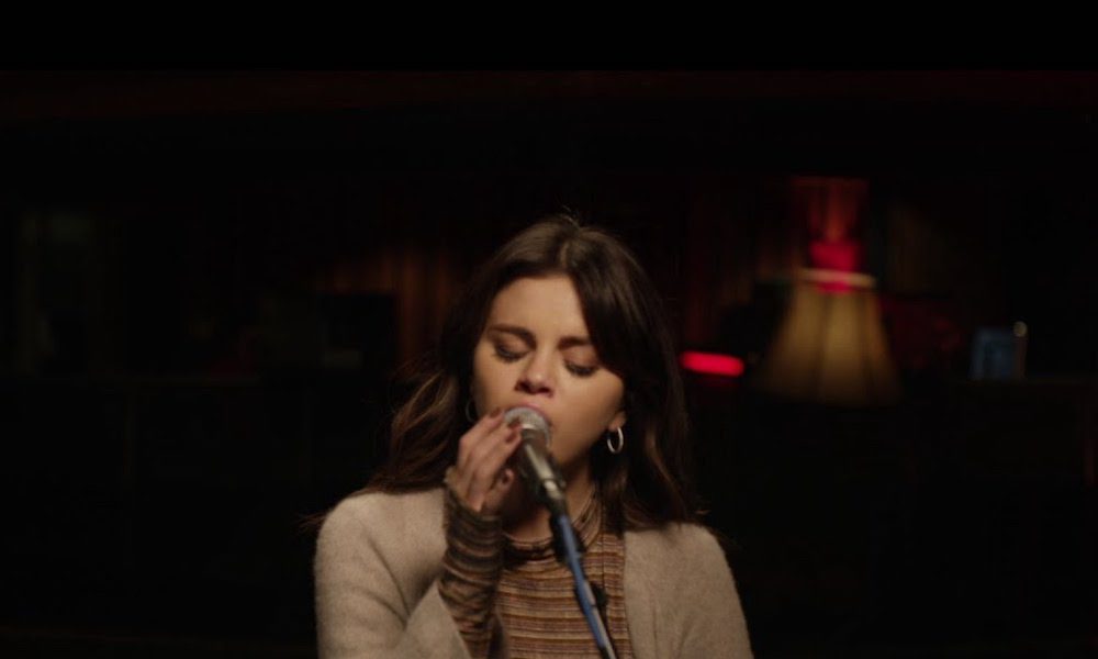 Selena Gomez Rare Acoustic Performance