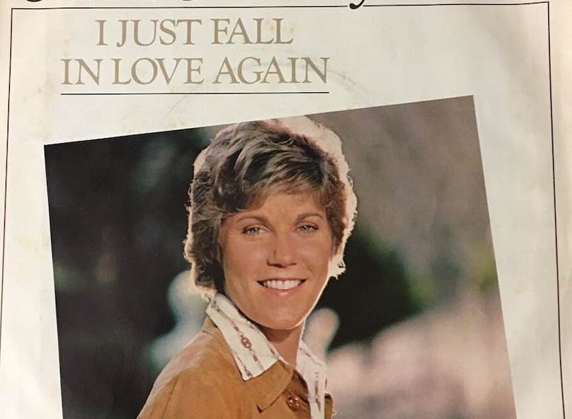 I Just Fall In Love Again Anne Murray Channels Carpenters Dusty