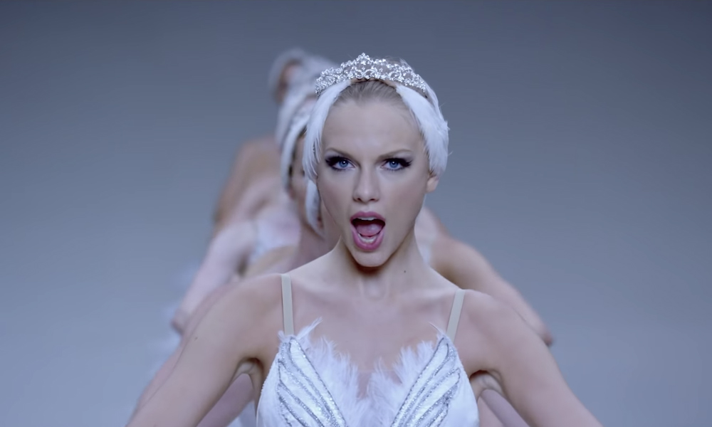 Taylor Swift S Shake It Off Earns Riaa Diamond Certification