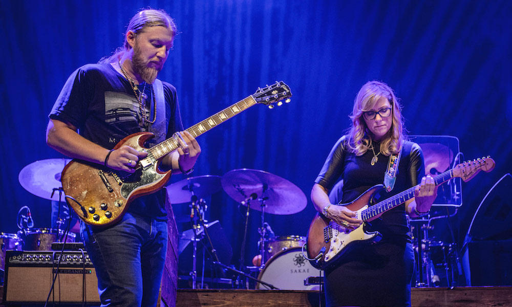 Tedeschi Trucks Band Tell The Truth On New Derek And Dominos Cover 