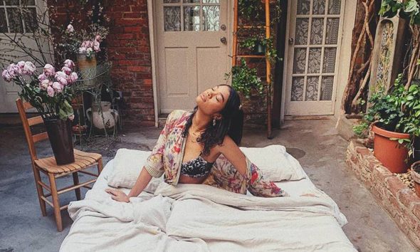 Amber Mark Waiting Demo