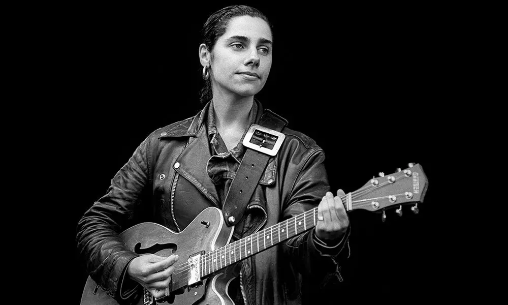 PJ Harvey photo by Paul Bergen and Redferns