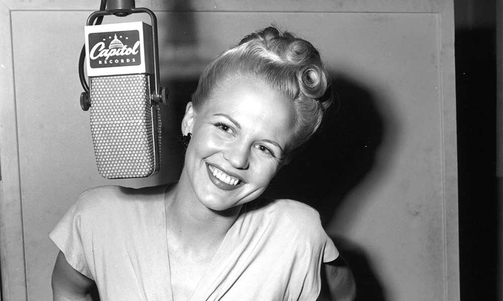 Peggy Lee: The Life And Legacy Of A Pioneering Jazz Singer | uDiscover