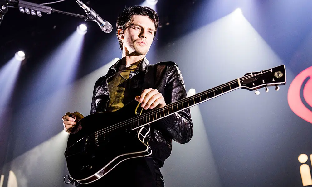 James Bay Acclaimed British Pop SingerSongwriter uDiscover Music