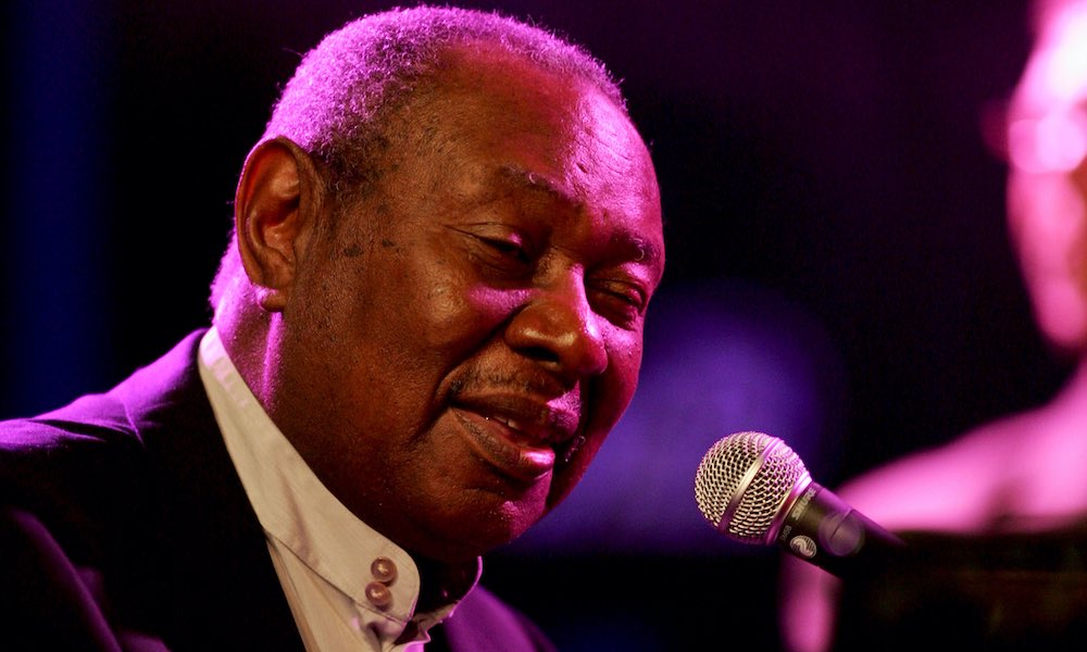 Singer Pianist Freddy Cole Younger Brother Of Nat Dies At 88 My mood is you 02. https www udiscovermusic com news freddy cole brother of nat dies