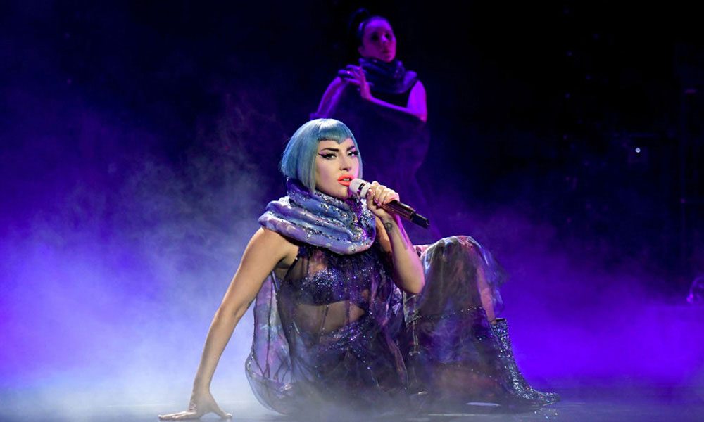 Леди гага танцует. Lady Gaga Chromatica Ball 2022. Lady Gaga 2022 Tour. Леди Гага танец. Леди Гага в 20 лет.