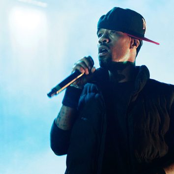 uDiscover Music image background