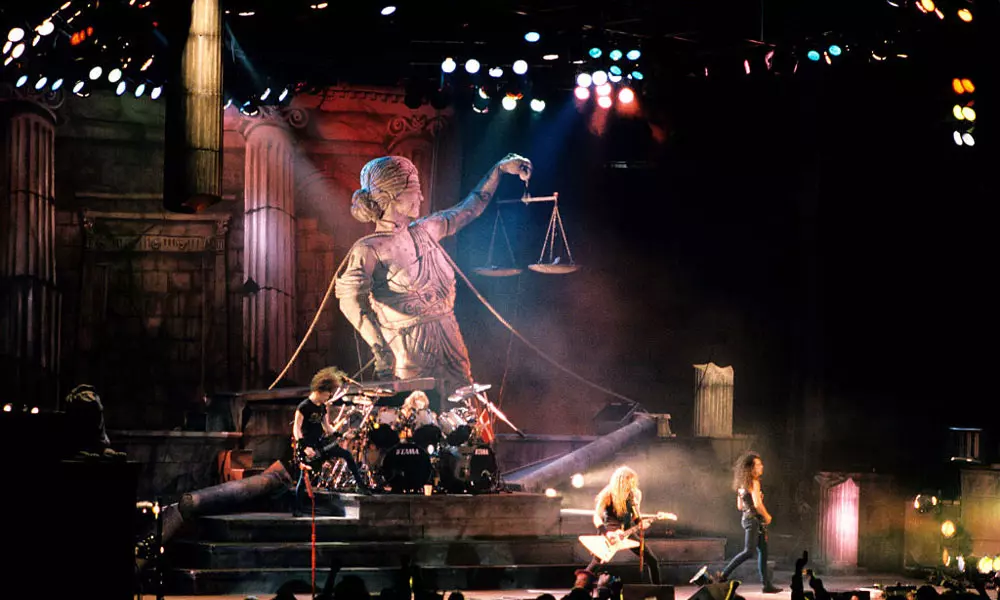 metallica tour 88 89