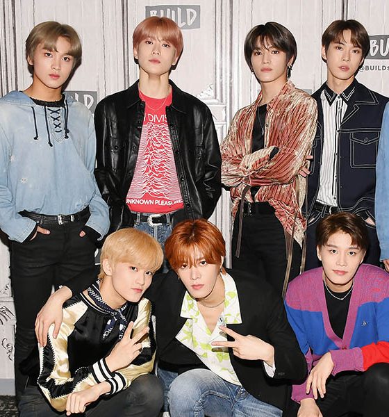 NCT 127 posing