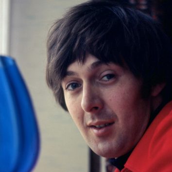 uDiscover Music image background
