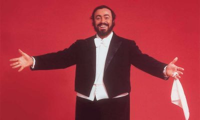 Luciano Pavarotti photo