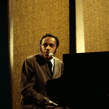 uDiscover Music image background