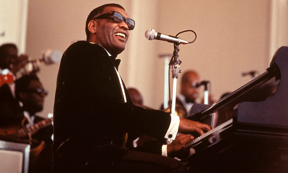 Ray Charles photo by David Redfern and Redferns