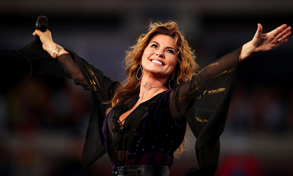 Shania Twain photo by Clive Brunskill and Getty Images