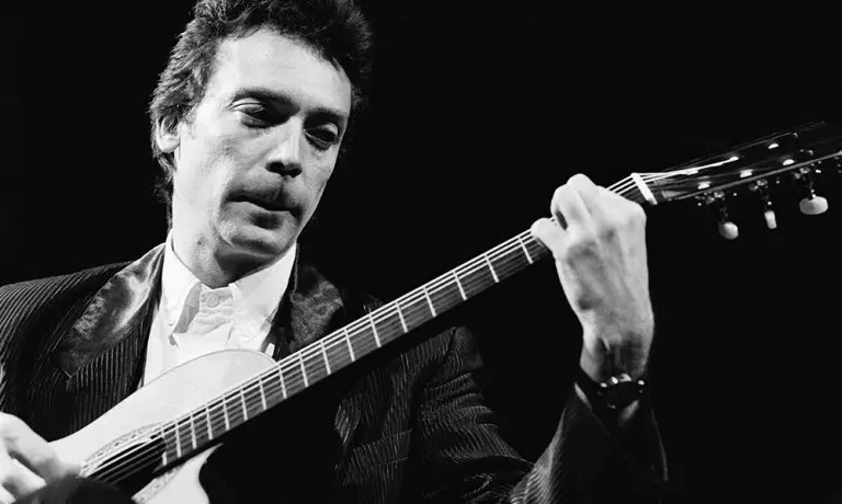 Steve Hackett To Headline 2018 Be Prog My Friend Festival