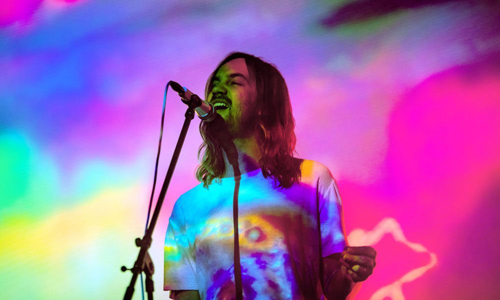 Blood-Orange-Remix-Tame-Impala-Borderline