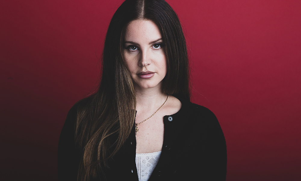 Lana Del Rey - Iconic Pop Singer-Songwriter | uDiscover Music
